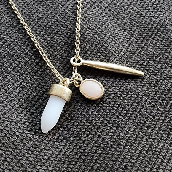 Universal Thread Semi-Precious Rose Quartz Rejuvination Harmony Cluster Necklace - Picture 8 of 15